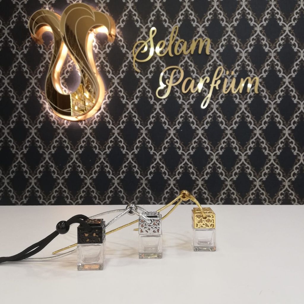 فواحة سيارة فضي ذهبي اسود 